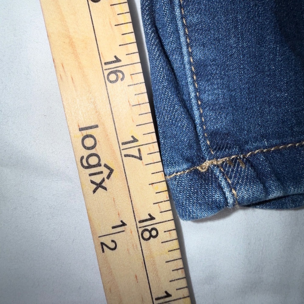 Woman Within Denim Capri Jeans Women's 38W Blue Stretch Button Hem Plus - Picture 5 of 7